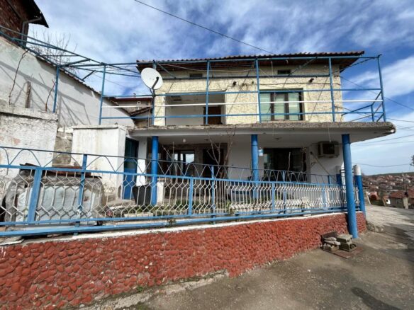 2f8ce915 0b52 44f2 9fc6 620192455bba converted