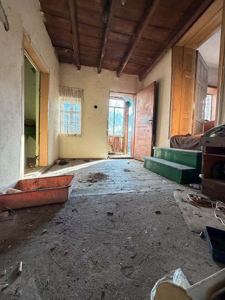 55823c4c 2213 475f b2f7 ba231369896d converted