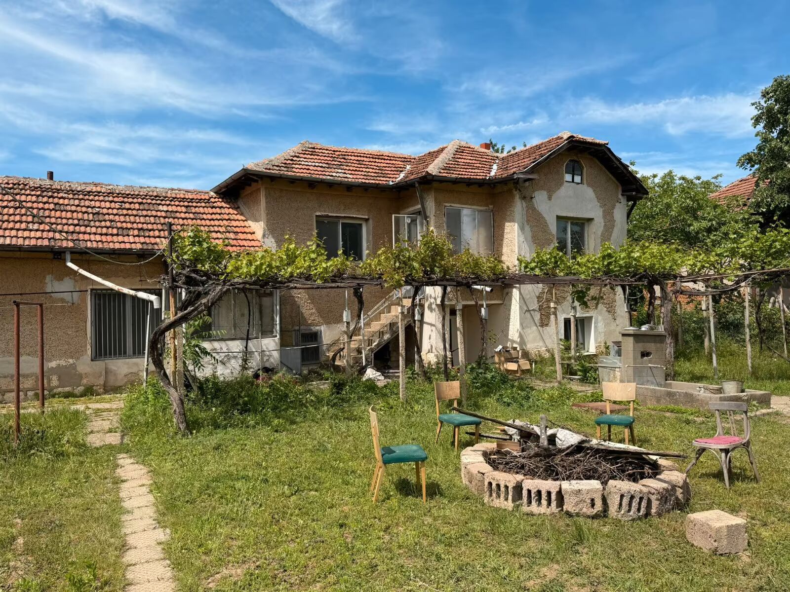 Haus zur Miete auf 3000 m² Grundstück in Vabel Bulgarien