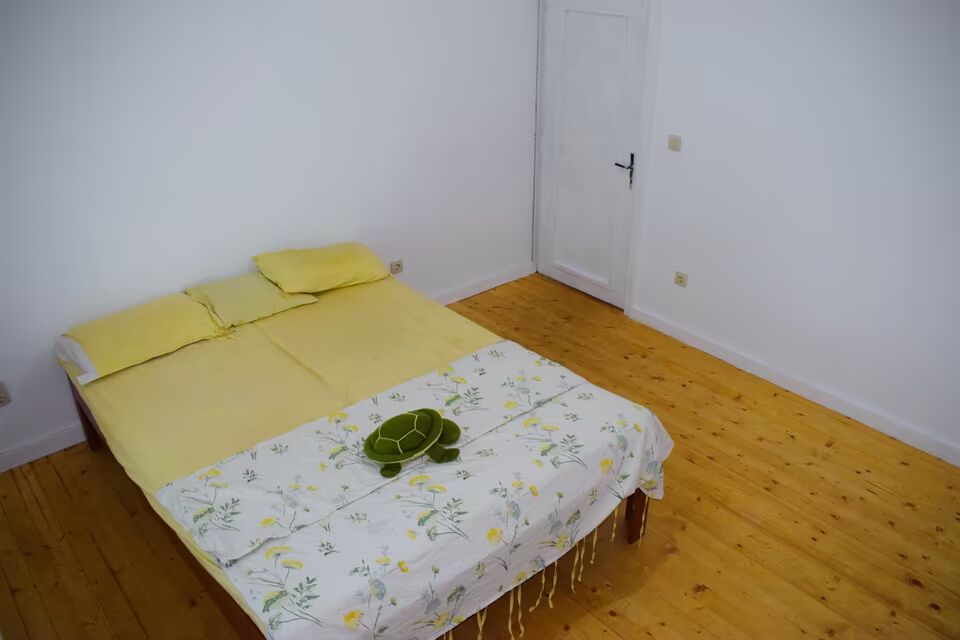 960