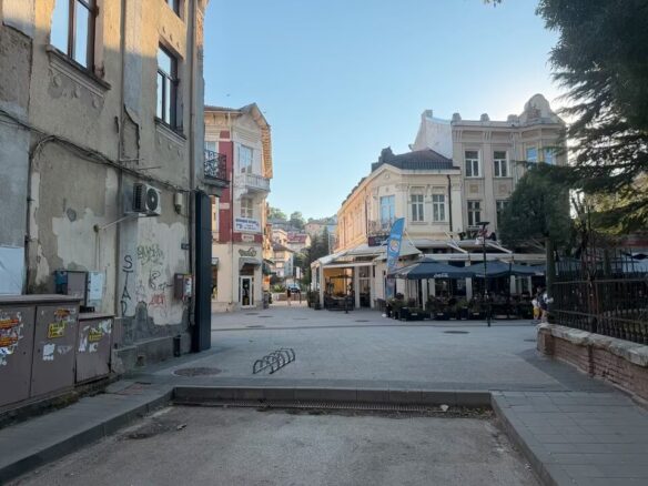 2-stöckiges Stadthaus (46 m²) in Bestlage von Pleven - Bulgarien